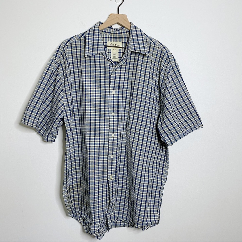 Men’s Eddie Bauer Blue Plaid Button Up Short Sleeve Shirt Size Large